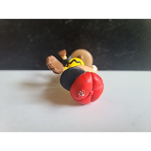 HALLMARK Keepsake Ornament - Peanuts - Charlie’s Favorite Pastime - 2014 - Picture 8 of 10